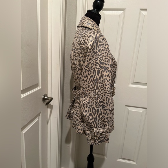 Lisa Int’l Animal Print Short Trench Coat/Jacket - Picture 3 of 10